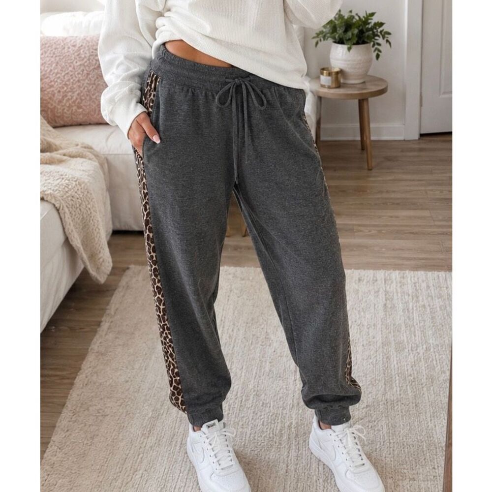 Splendid Leopard Gray Fleece Sweatpants Jogger Women’s Small